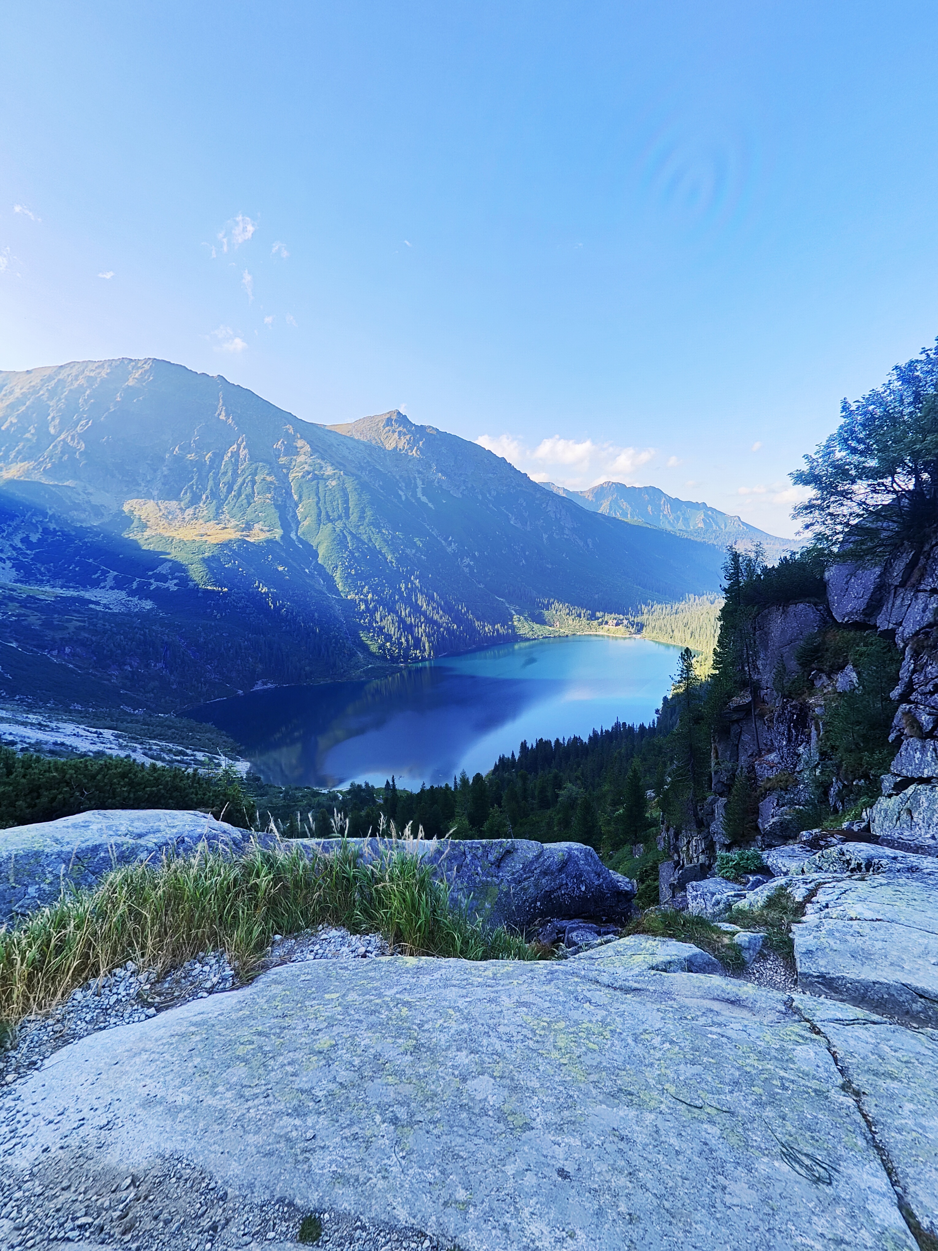 Czarny Staw pod Rysami / Morskie Oko widziane z Zazieleńca